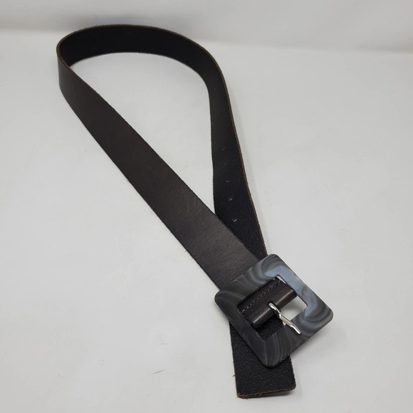 Halogen Genuine Leather Staple Size Medium Wide Acrylic Retro Belt - Picture 3 of 8